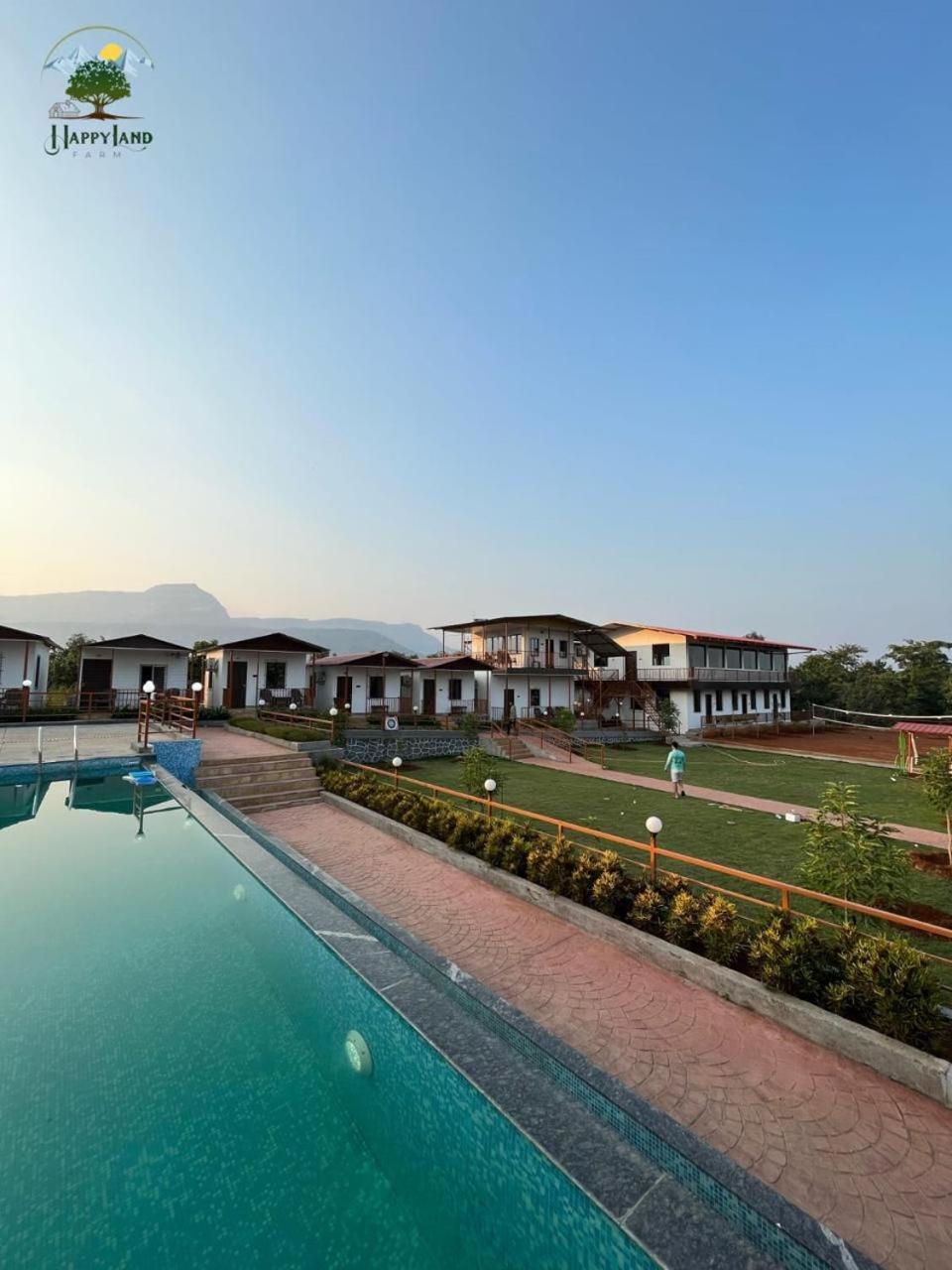 Happy Land Farm Hotel Karjat Luaran gambar