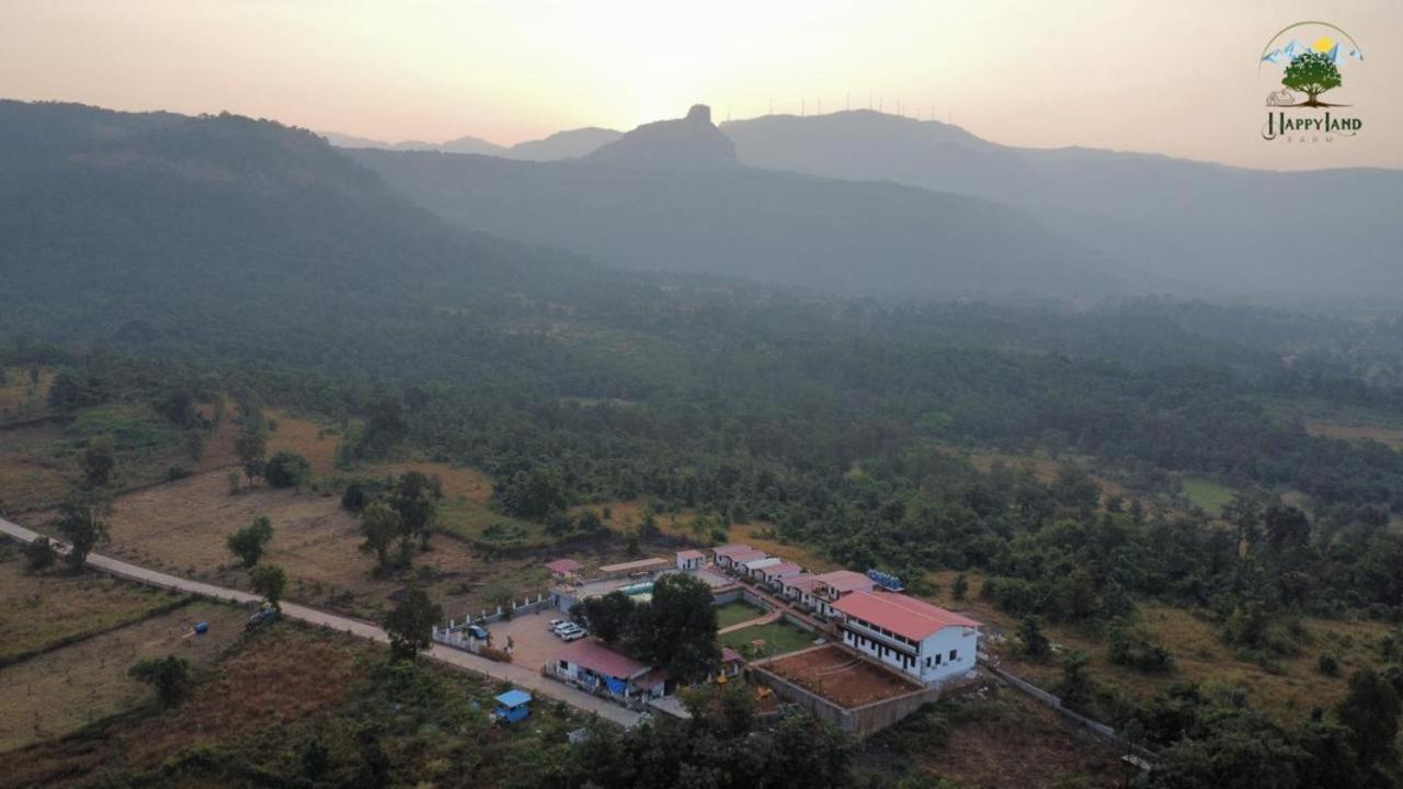 Happy Land Farm Hotel Karjat Luaran gambar