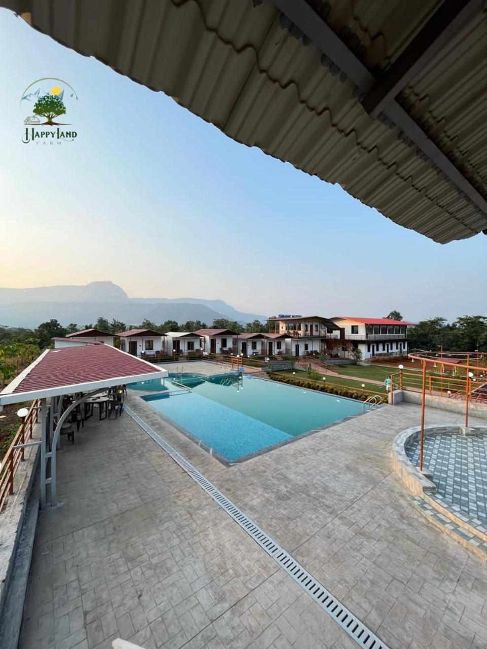 Happy Land Farm Hotel Karjat Luaran gambar